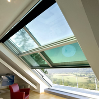 Fenêtre de toit rétractable de haute qualité avec cadre en aluminium pour serre, en polycarbonate haute résistance, application pour toit plat