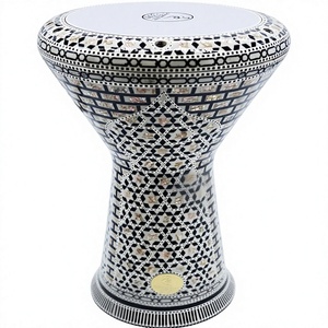 Gawharet El Fan, Tambor Darbuka Doumbek Hexagonal Arqueado de 17.5 Pulgadas con Incrustaciones de Madreperla, Percusión Egipcia - Product Image 1