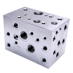 Desain blok katup hidrolik kustom saluran mesin CNC seimbang tekanan aliran tinggi untuk sistem kontrol utama ekskavator - Product Image 2