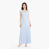 Robe en tricot côtelé bleu clair pour femme, col carré, manches courtes, longueur midi, vente en gros, marque privée