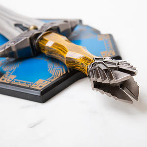 <span class=keywords><strong>El</strong></span> Señor DE LOS Anillos <span class=keywords><strong>el</strong></span> Hobbit <span class=keywords><strong>3</strong></span> la batalla de los cinco ejércitos Thorin Oakshield 1:1 espada de Metal grabada Cosplay sin afilar - Product Image 3