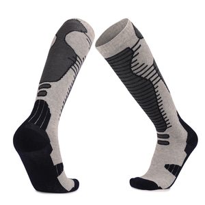 Vente en gros de <span class=keywords><strong>chaussettes</strong></span> de <span class=keywords><strong>ski</strong></span> <span class=keywords><strong>chauffantes</strong></span> en laine mérinos épaissies et chaudes pour l'escalade, la randonnée et la course à pied - Product Image 4