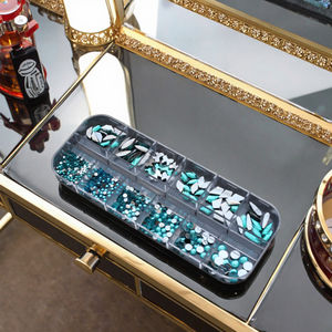 FACESHOWES Serie de <span class=keywords><strong>Piedras</strong></span> de Cristal para Uñas Estilo Francés, 12 Compartimentos/Caja, <span class=keywords><strong>Manicura</strong></span> Multicolor, Cristal AB, Base Plana, Diamantes 3D para Decoración de Uñas - Product Image 2