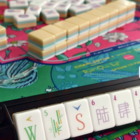Pembuatan cetakan presisi Permukaan halus Akrilik kuning Karakter Cina Set Mahjong