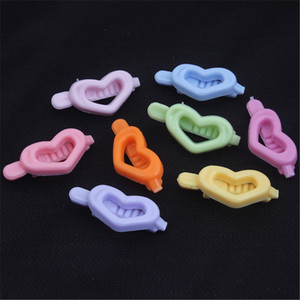 1 Sac de Pinces à Cheveux Coréennes Mini en Plastique en Forme de Cœur, Style Frais et Doux, pour Enfants et Femmes, Accessoires Capillaires Ludiques - Product Image 3