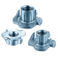 Tuerca en T DIN1624 de 4 Puntas M4 M6, Tuerca de Inserción de Cuatro Garras de Acero Galvanizado con Recubrimiento de Zinc, Clase 4.8, para Muebles y Carpintería