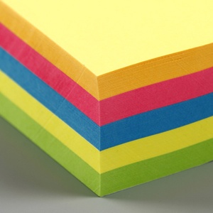 Papel estucado de color con superficie lisa para certificados e invitaciones - Product Image 1