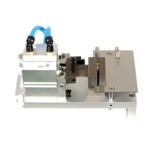 <span class=keywords><strong>Machine</strong></span> à perforer pneumatique pour boîtes en papier, perforatrice dentaire demi-cercle, perforatrice à double bouton-pression pour boîtes cadeaux - Product Image 1