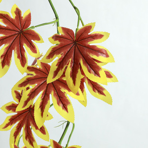 Plantas Artificiales Colgantes, Hojas Verdes de Plástico, Alta Simulación, Decoración Interior y Exterior, Decoración para Bodas y Hogar - Product Image 3