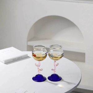 मूल हाथ से चित्रित सुंदर समुद्री प्राणी गोब्लेट डिजाइन-सेंस रंगीन ग्लास कप - Product Image 3