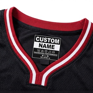 Camiseta de Baloncesto Personalizada sin Mangas para Hombre, Negra, Roja y Blanca, Sublimada, de Malla Transpirable, con Cuello en V - Product Image 4