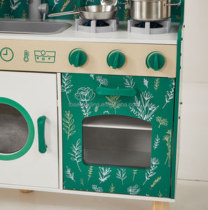 Grande cuisine de jeu en bois vert pour enfants avec réfrigérateur vintage, micro-ondes, cuisinière et évier, ensemble de cuisine d'imitation haut de gamme - Product Image 4