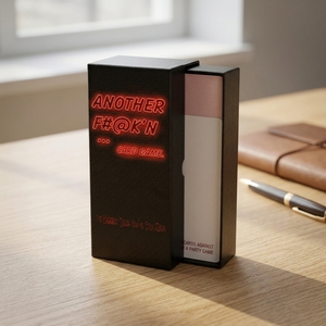 <span class=keywords><strong>Jeu</strong></span> <span class=keywords><strong>de</strong></span> <span class=keywords><strong>cartes</strong></span> humoristique et coquine pour adultes, <span class=keywords><strong>jeu</strong></span> <span class=keywords><strong>de</strong></span> société hilarant pour boire en groupe, <span class=keywords><strong>jeu</strong></span> <span class=keywords><strong>de</strong></span> table portable avec boîte noire pour soirées entre amis - Product Image 5