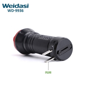 Bán buôn <span class=keywords><strong>Led</strong></span> Khẩn Cấp Torch ánh sáng điện cắm trại <span class=keywords><strong>LED</strong></span> đèn pin với nạp tiền pin - Product Image 6