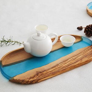 Bandeja de servicio de madera de olivo y resina con forma de pasarela hecha a mano al por mayor de casa natural para aperitivos, café, té, bebida - Product Image 4