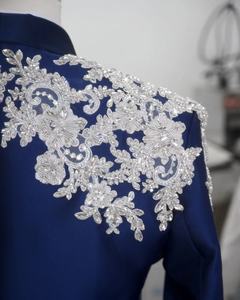 Slim Fit su misura su misura per la festa di nozze da sposa si adatta al miglior <span class=keywords><strong>Blazer</strong></span> da <span class=keywords><strong>uomo</strong></span> <span class=keywords><strong>bianco</strong></span> in tinta unita per abito da ballo con perline - Product Image 5