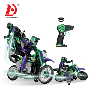 HUADA 1:18 Modelo de Motor Niños Función de truco Cool RC Motocicleta Juguetes Niños Niño 2,4G Control remoto Camión Juguete <span class=keywords><strong>R</strong></span>/C Motor Coche de juguete - Product Image 3