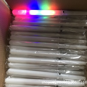 Bâtonnets de barbe à papa LED colorés et lumineux, cônes de barbe à papa lumineux, fournitures pour fêtes de Noël - Product Image 6