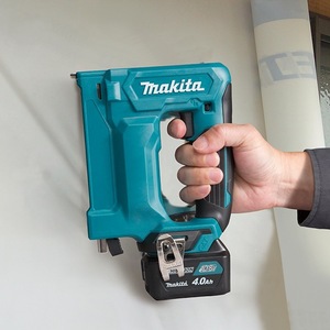 Agrafeuse rechargeable Makita ST113DSAJ, batterie au lithium 12V, pistolet à clous professionnel - Product Image 2