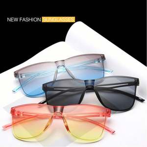 Lunettes de soleil carrées surdimensionnées 2019 pour femmes et hommes, avec logo personnalisé, verres dégradés, protection UV400, monture plate - Product Image 2