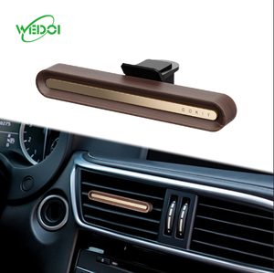 Vendita calda alta quantità auto deodorante per ambienti il lavoro di ingegno e sincerità luce di lusso aspetto aria deodorante per auto - Product Image 3