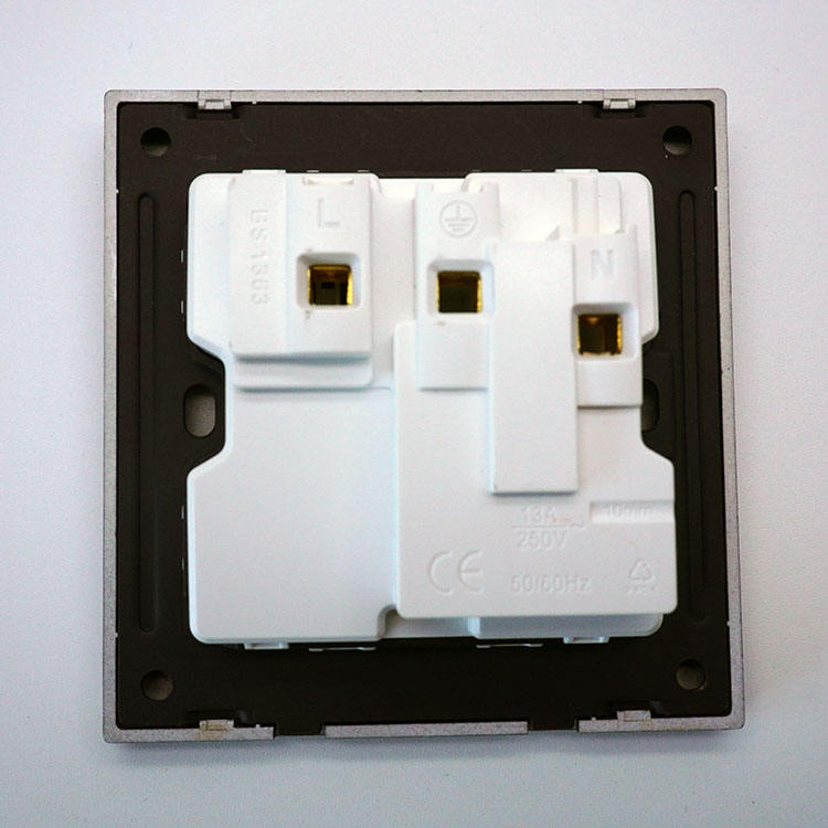 Wholesale New Design PC Ultra-thin Multi Wall Switch Socket Modern Luxury Wall Switch Switches and Socket