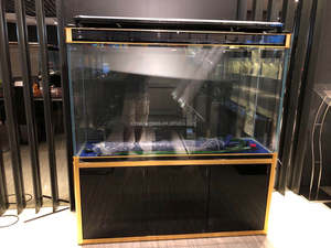Equipo de Filtración para Peceras de 600 mm de Ancho, Bomba LED, Acuario Marino, Gabinete Blanco y Rojo con Sumidero - Product Image 4