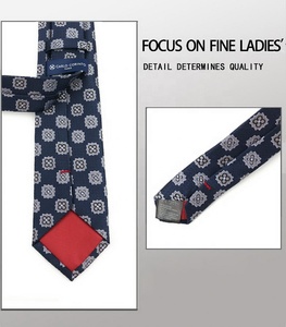 <span class=keywords><strong>Corbatas</strong></span> Jacquard clásicas de lujo personalizadas para hombre, <span class=keywords><strong>corbatas</strong></span> de negocios <span class=keywords><strong>azul</strong></span> <span class=keywords><strong>marino</strong></span> con diseño Floral a la moda de microfibra, <span class=keywords><strong>corbatas</strong></span> de alta calidad - Product Image 2