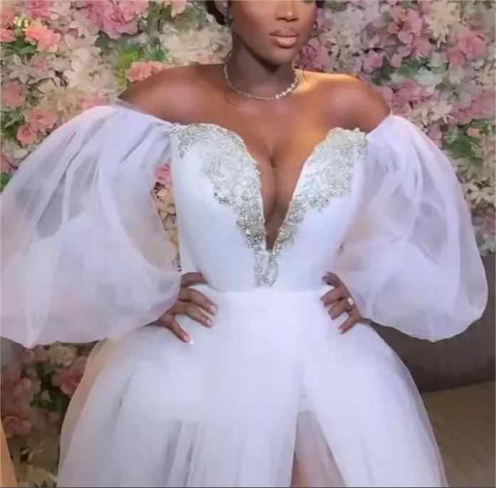 BW1650 Marabou Robe