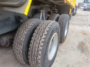 รถบรรทุกมือสอง HOWO TX 6*4 ระบบขับเคลื่อน 10 ล้อ รถบรรทุกหนักสำหรับงานเหมือง ก่อสร้าง ขนส่ง บรรทุกได้ 20 40 ตัน - Product Image 4