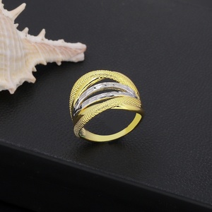 Anillo de Boda Clásico para Hombre Jxx al por Mayor, Chapado en Oro de 24K, con Incrustaciones de Circonio - Product Image 5