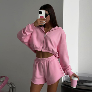 Completo <span class=keywords><strong>casual</strong></span> due pezzi autunno inverno 2026 stile europeo-americano, con felpa corta con cappuccio e cerniera anti-piega e pantaloncini, <span class=keywords><strong>abbigliamento</strong></span> <span class=keywords><strong>donna</strong></span> - Product Image 6