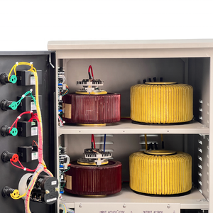 เครื่องปรับแรงดันไฟฟ้าแบบดิจิตอลสามเฟส/เฟสเดียว ขนาด 80 KVA แรงดันขาออก 380V AC ทองแดง SVC สำหรับอุตสาหกรรม แบบปรับแต่งได้ - Product Image 2