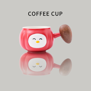 2026 Venta al por mayor Taza de café de cerámica con diseño de cara de pájaro creativa y adorable, forma de calabaza, asa de madera, 250ML, de porcelana, para té, leche, desayuno, regalo - Product Image 1