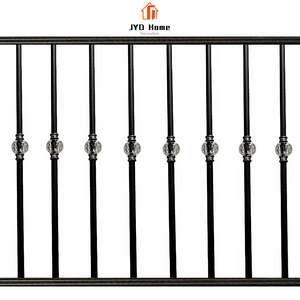 Balustre en fer forgé noir rond moderne de luxe 5/8 avec boule de cristal pour <span class=keywords><strong>rampe</strong></span> d'<span class=keywords><strong>escalier</strong></span> en <span class=keywords><strong>bois</strong></span> courbé intérieur - Product Image 4