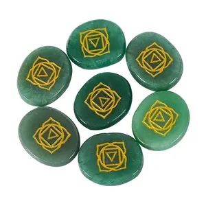 Real Natural Green Aventurine Engraved Chakra Stone Set Chakra Energy Healing Gemstone Wholesale 7 Chakra Crystal Worry Stones