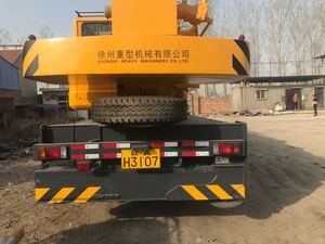 Grúa montada en camión XCM G de China, grúa de brazo recto para camión de 25 toneladas a la venta - Product Image 3