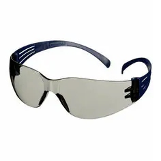 3M™Ajuste seguro™Gafas de seguridad con montura azul para protección ocular, lentes con certificación ANSI Z87.1, antiarañazos y antiniebla, color gris claro, 100 - Product Image 1