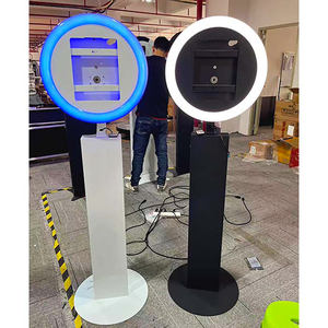 Cabina de Fotos con Espejo Premium UNIV Compatible con iPad Pro de 12.9 Pulgadas, Impresión Instantánea, Control Remoto, Construcción Metálica para Eventos - Product Image 2