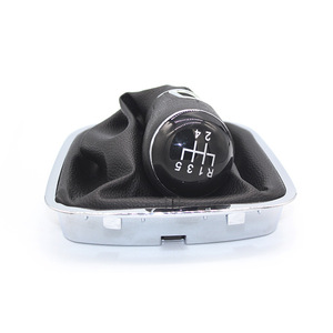 Housse de pommeau de levier de vitesse en cuir pour Volkswagen Polo 6R0711113M N, transmission manuelle - Product Image 2