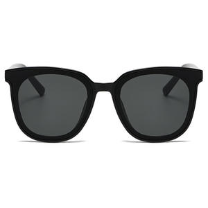 Gafas de Sol Qianai para Mujer, Protección UV400, Montura de PC, Lentes Grises, Estilo Cuadrilateral, Nuevo Diseño 2025 - Product Image 3