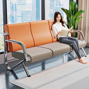 Sofá de Oficina Tsuneyuki V18 de Tres Plazas, Cuero, Estructura de Acero Inoxidable, Muebles Modernos para Recepción - Product Image 1