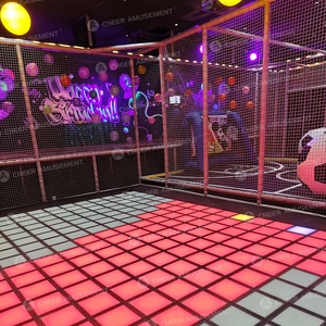 Équipement de terrain de jeux intérieur avec toit de cinéma, toboggans LED, parc de trampolines, jeux interactifs pour marque, capacité de plus de 100 personnes - Product Image 4