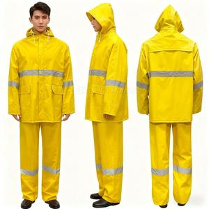Prix d'usine 2 pièces Combinaison de pluie de travail Imperméable Veste de pluie pour moto Imperméable en PVC polyester résistant pour hommes - Product Image 1