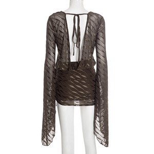 Nuovi Arrivi Autunnali per Donna: Abiti Monocolore con Maniche a Campana Incrociate in Rete Ondulata, Maniche Lunghe e Schiena Scoperta, Moda - Product Image 6