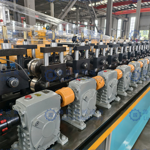 Hoge Snelheid Automatische <span class=keywords><strong>C</strong></span> Purlin Rolvormmachine <span class=keywords><strong>C</strong></span> Kanaal Rolvormmachine Voor Constructie - Product Image 6