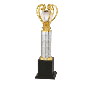 Trophée en métal modèle 689 A B C Sports Award, finition plaquée, base noire, trophée en métal diamanté avec finition premium - Product Image 1