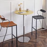 Tavolo da Bar Regolabile in Altezza con Piano in MDF Ecologico e Base in Acciaio Inox con Sollevamento a Gas per Casa, Caffè e Uso Commerciale, Colore Caramella, Design Moderno