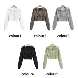 Sudadera con capucha de algodón OEM negra para mujer, personalizada con estampado, de felpa francesa, sexy, corta, de manga larga, para gimnasio, con logo frontal - Product Image 4