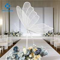 Lampes de sol motorisées Anpu à motif papillon lumineux pour allée de mariage et toile de fond
